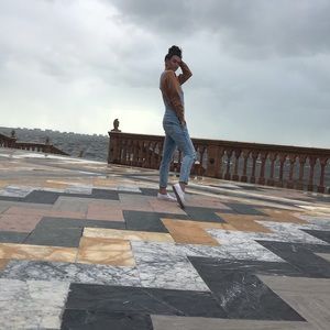 Meet your Posher, Tessa